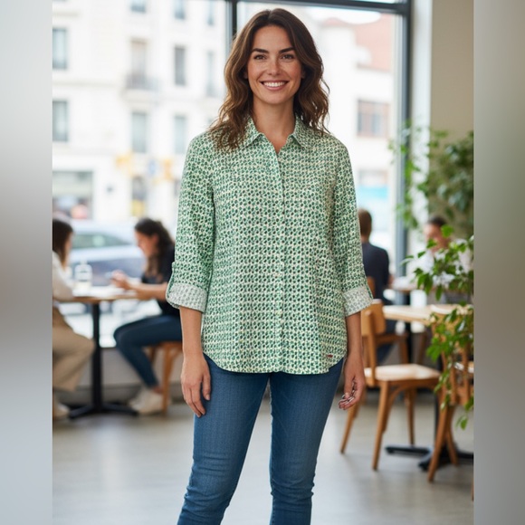 Talbots Tops - Green Patterned 1/2 button top size 10